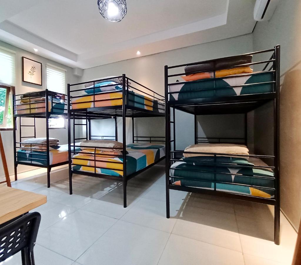 Sabi Guest House - Strategic Family -Married Couples Only- Hostel In Prawirotaman Yogyakarta Exterior foto